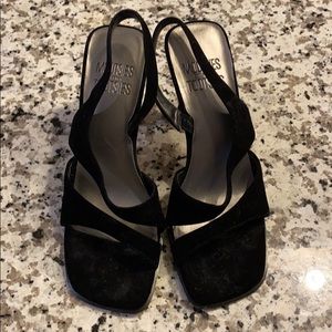 Mootsies Tootsies 90’s Inspired black blackstrap